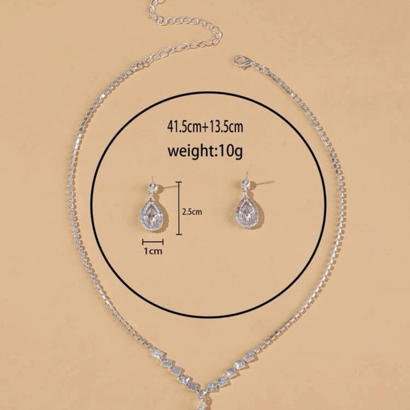 Cubic Zirconia Water Drop Decor Drop Earrings & Necklace - Picture 5 of 5